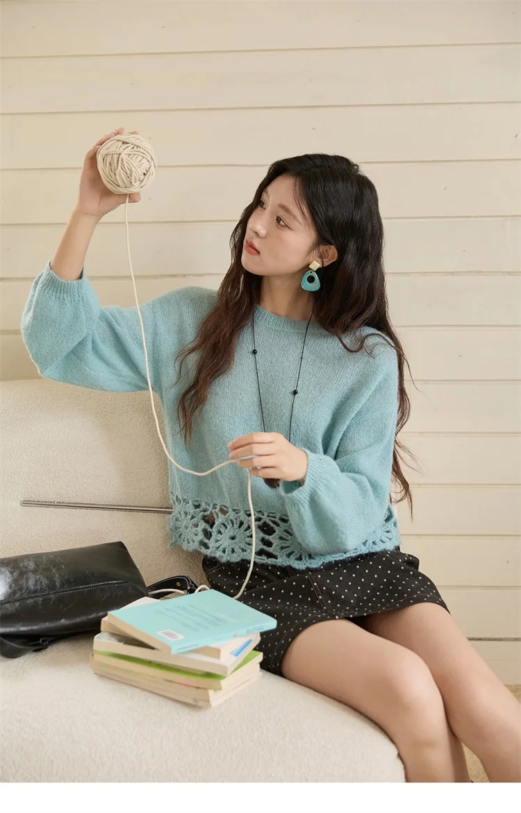 MISHOW Woman Sweaters 2025 Elegant French Hollow Out Floral Sweater Loose O-neck Long Sleeves Knit Top Autumn Clothes MXE44Z2491