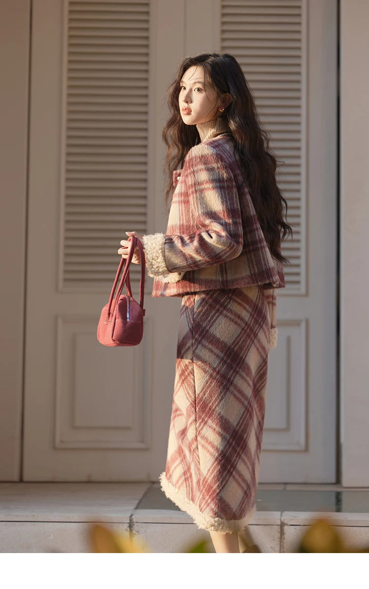 MISHOW Plaid Tweed Jacket Midi Skirt Separately Women 2024 Winter Korean Gentle Thick O-Neck Jacket Straight Skirt MXD54W0562