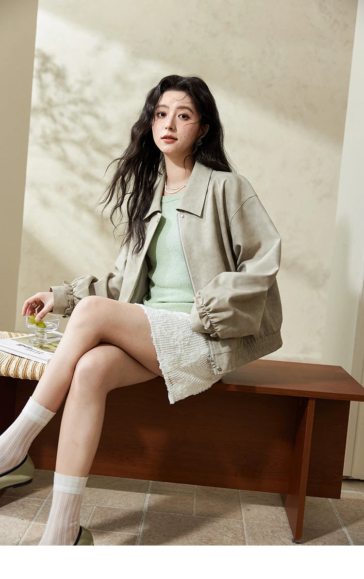 MISHOW Minimalist Short Jacket for Women Spring 2025 Casual Lapel Jacket Zipper Elastic Hem Solid Coats Streetwear MXE13W0715