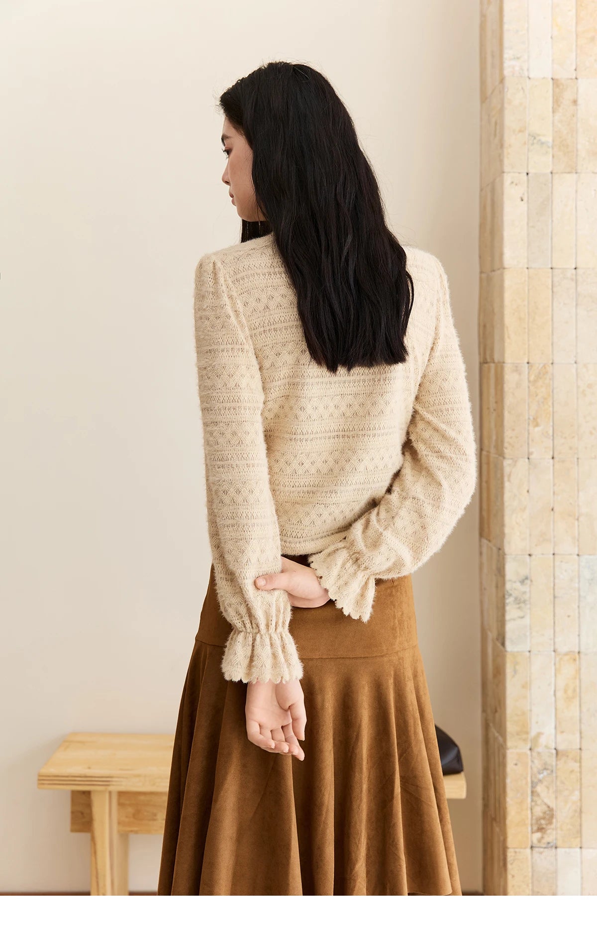 MISHOW Women's Casual Shirt 2025 Autumn Design Sense Elegant Lace Shirt New Half-high Collar Waist Slit Slim Tops MXE48X2501