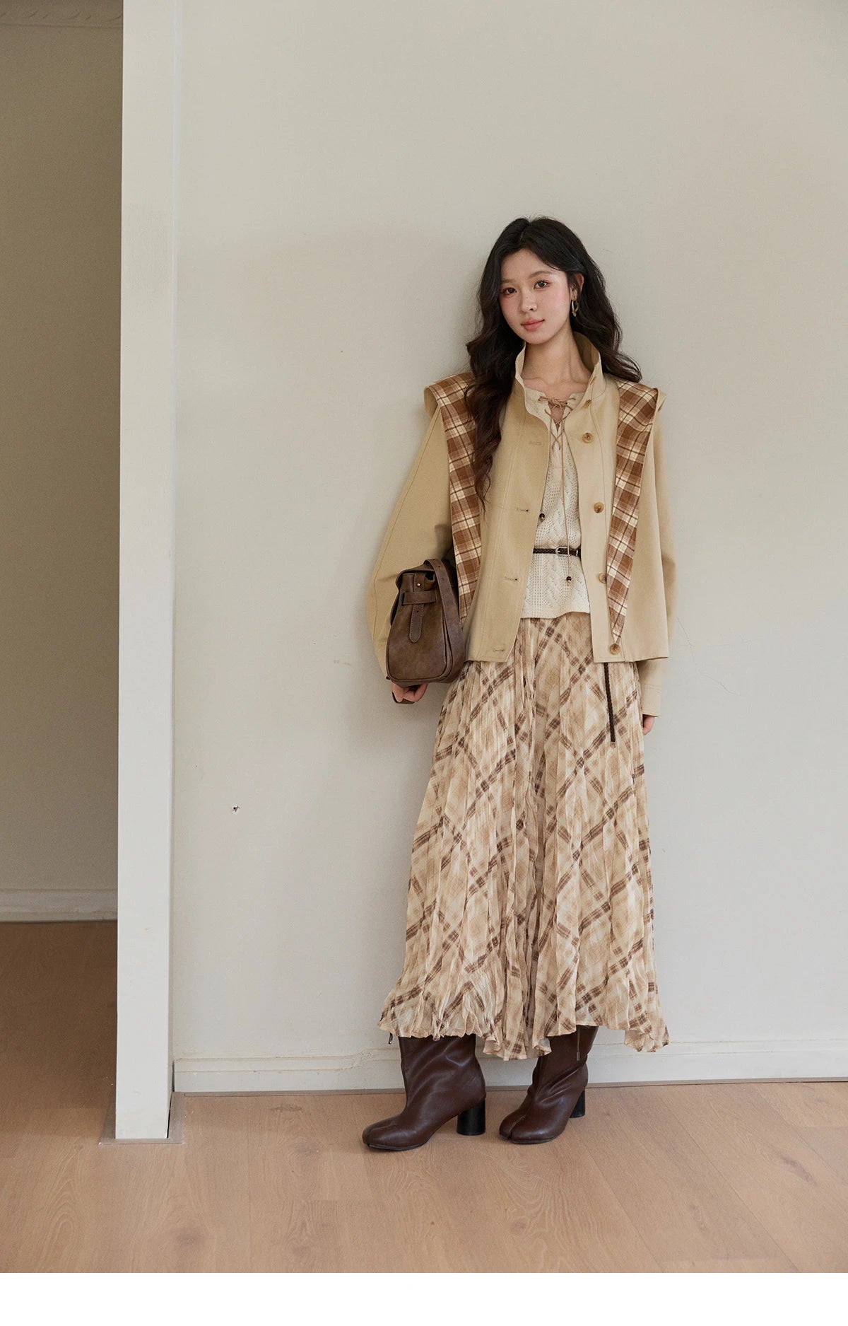 MISHOW Women's Beige Apricot Knitted Sweater 2026 Spring V-Neck Lace-Up Cable Knit Casual Loose Top Excluding Belt MXF108Z1029