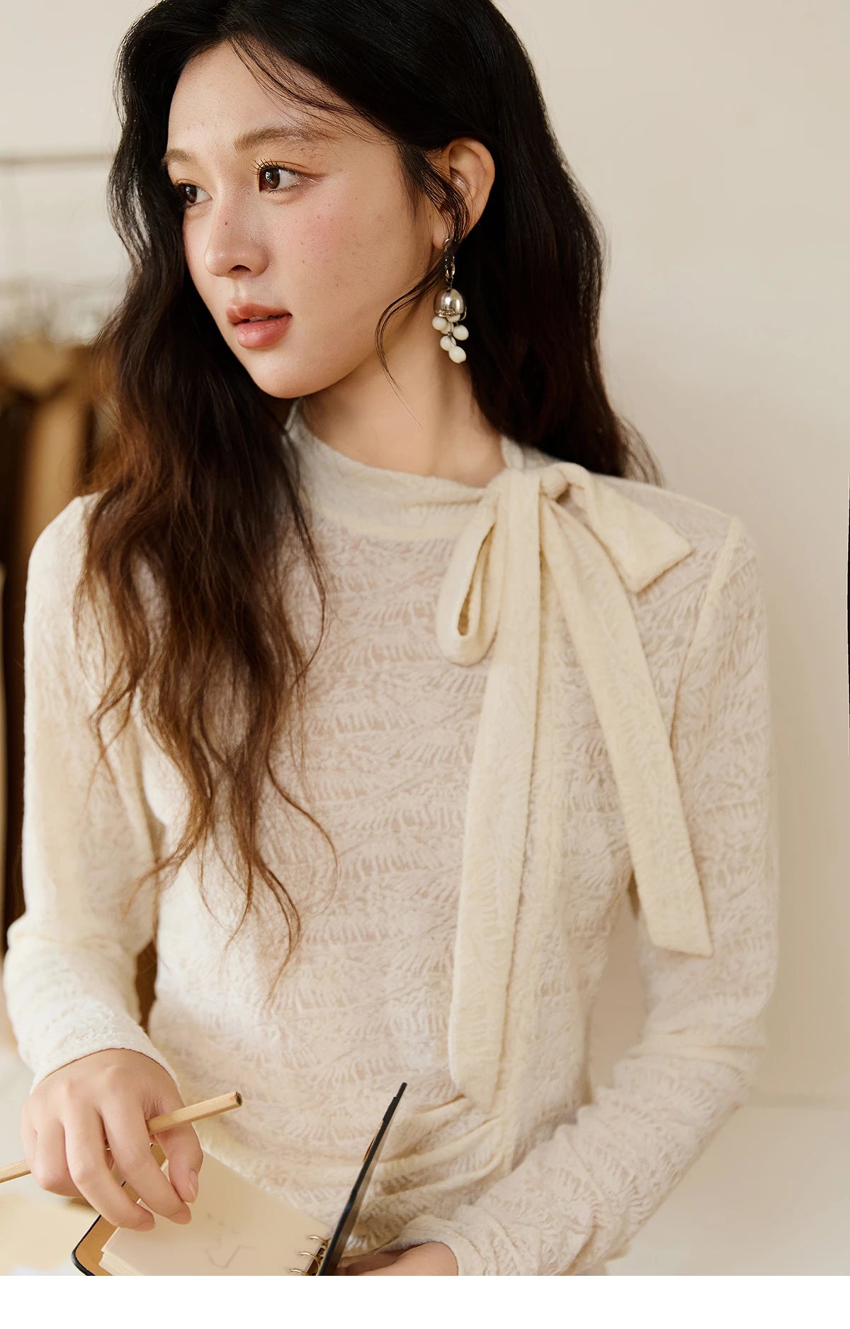 MISHOW Lace Base Tops for Women Autumn 2025 Retro Stand Neck Lace Up Bow Thin Sweater Apricot Waist Knitted Inner Top MXE45Z1382