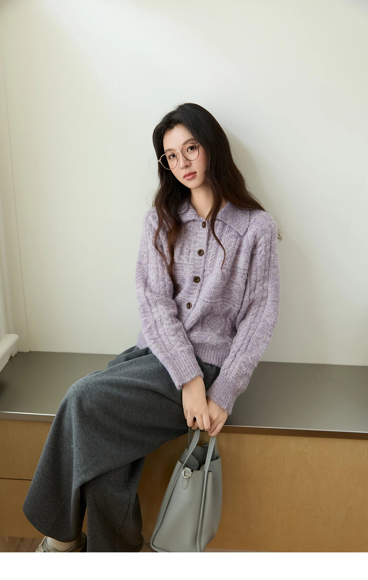 MISHOW Knitted Cardigan Women 2025 Autumn Winter Simple Turn-down Collar Loose Comfortable Single-breasted Sweater MXE48Z2611