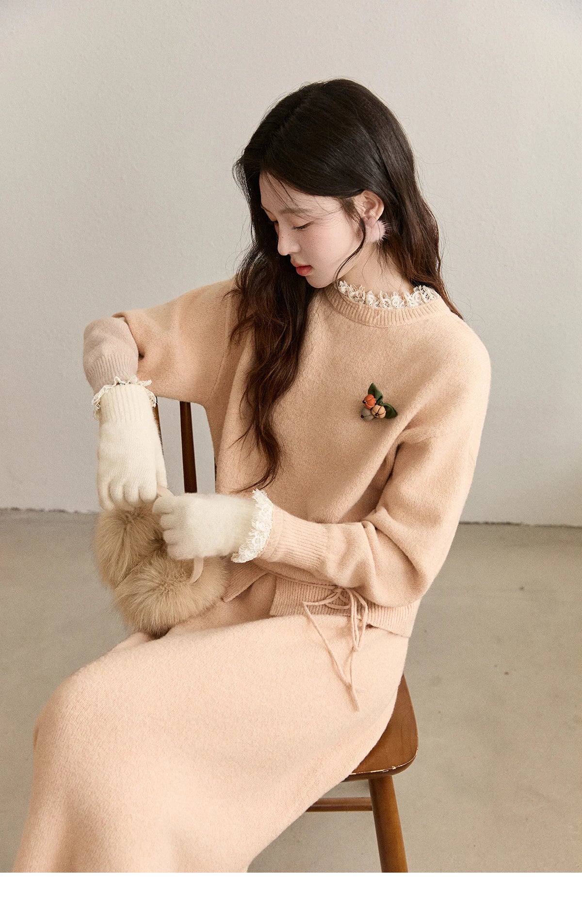 MISHOW Lace Trim Knitted Sweater Midi Skirt Set 2025 Winter Non Removable Brooch Decor Sweater Back Split Skirt Sets MXE92T1450