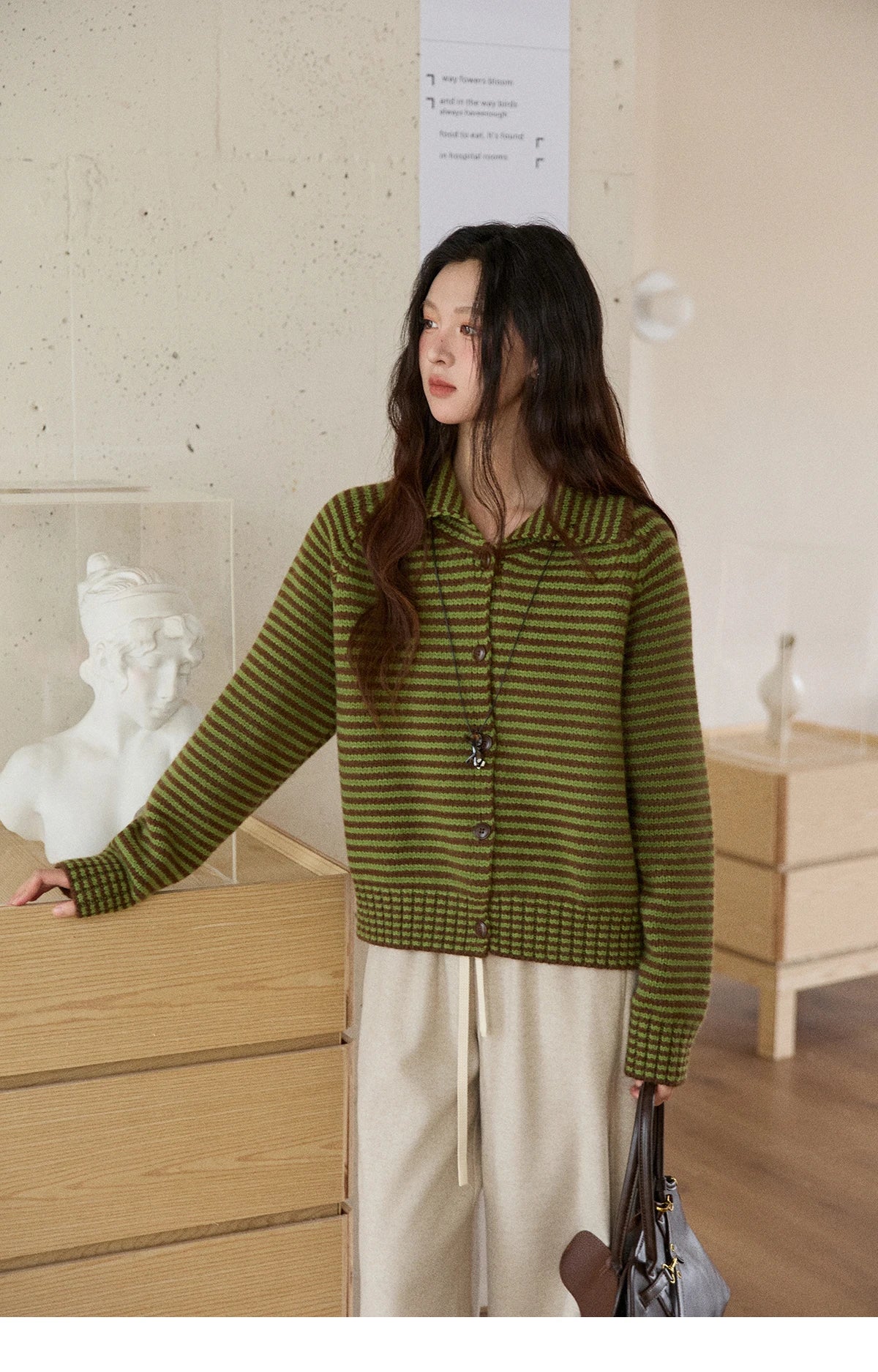 MISHOW New Striped Knitted Cardigan 2025 Autumn Winter Retro Stand-up Collar Raglan Sleeve Cardigan Commute Loose Top MXE88Z2690