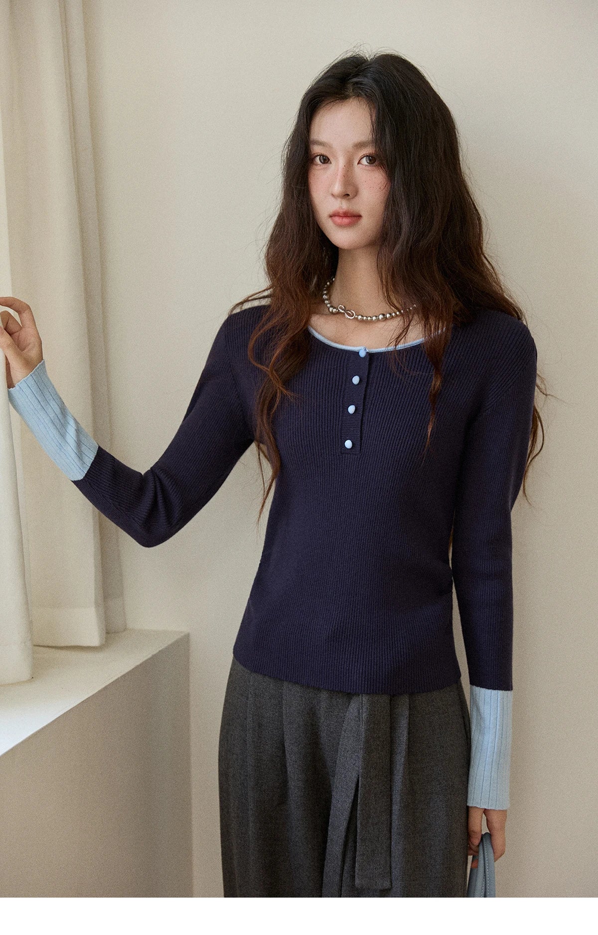 MISHOW Long Sleeves Sweater Women 2025 Winter New Retro Contrast Color Crew Neck Knit Top Comfortable Slim Sweater MXE89Z2639