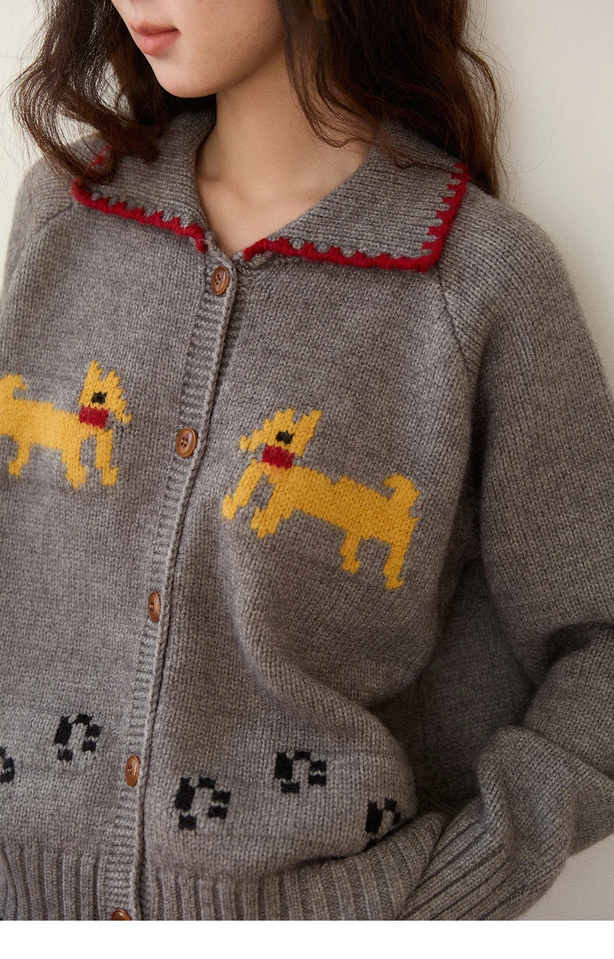 MISHOW Dog Cartoon Jacquard Knitted Cardigan for Women 2025 Loose Retro Turn-down Collar Casual Women's Sweaters MXE86Z2727