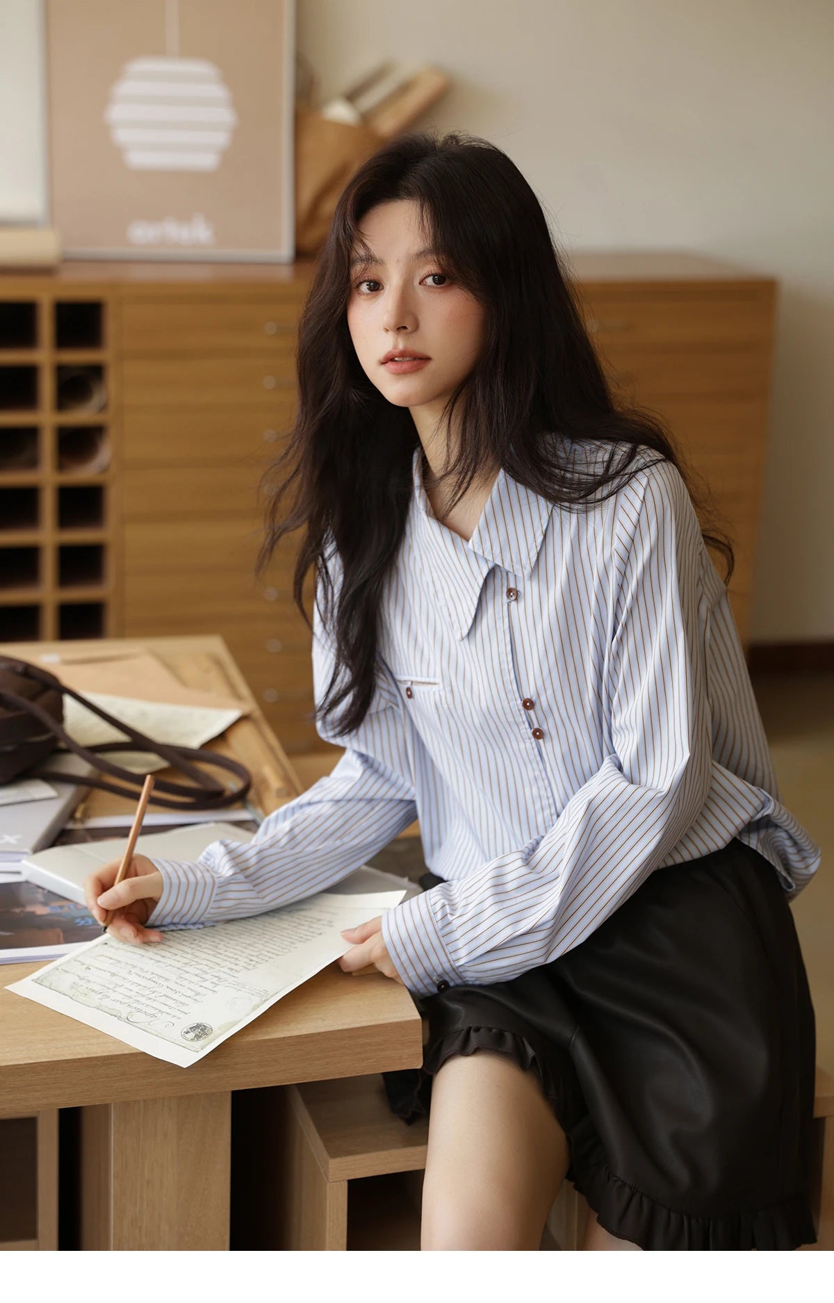 MISHOW Women's Striped Asymmetric Shirt 2025 Autumn New Arrival Vintage Loose Long Sleeve Tops Commuter Woman Clothes MXE42C2375