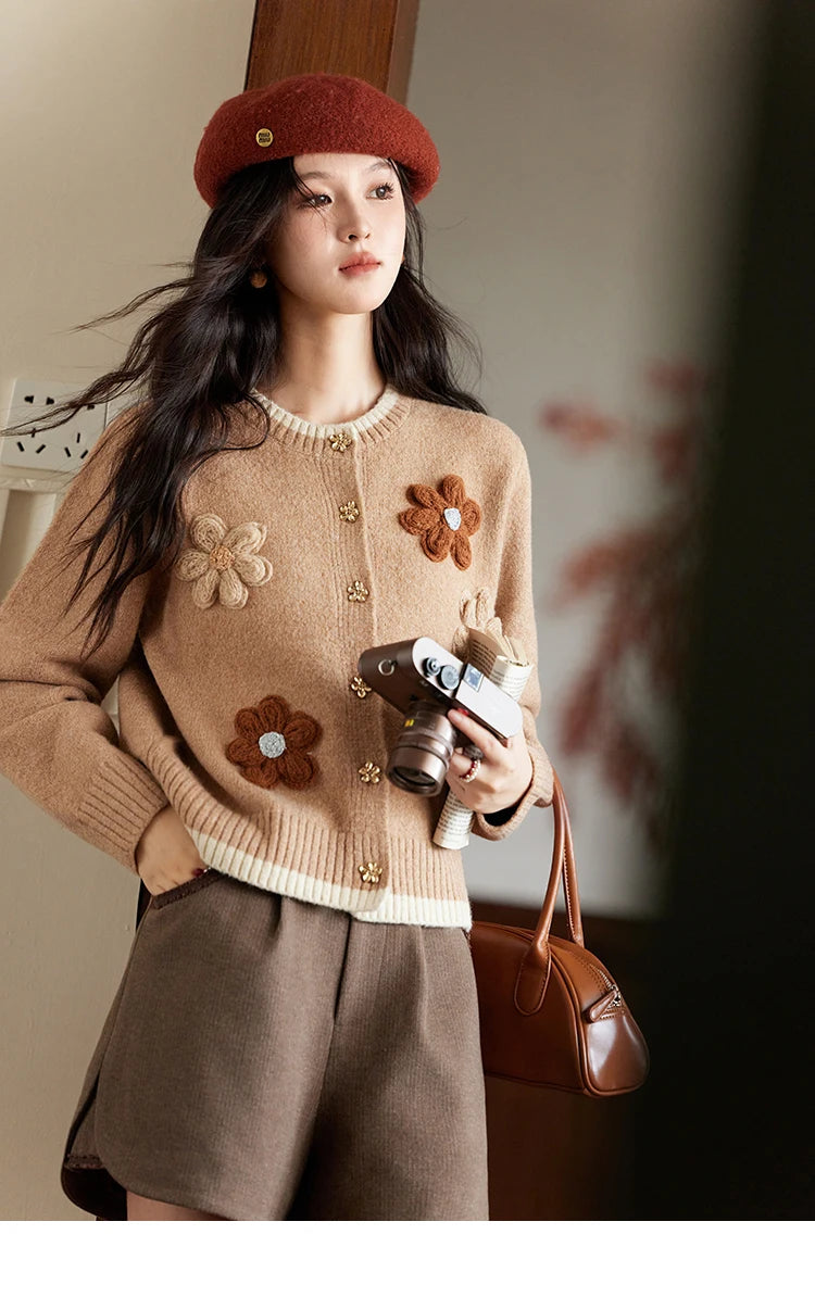 MISHOW Knitted Sweater Flower Pattern Cardigan O-Neck Color Clash Design Warm Coat Metal Buttons Sweet Soft Tops MXD56Z0919