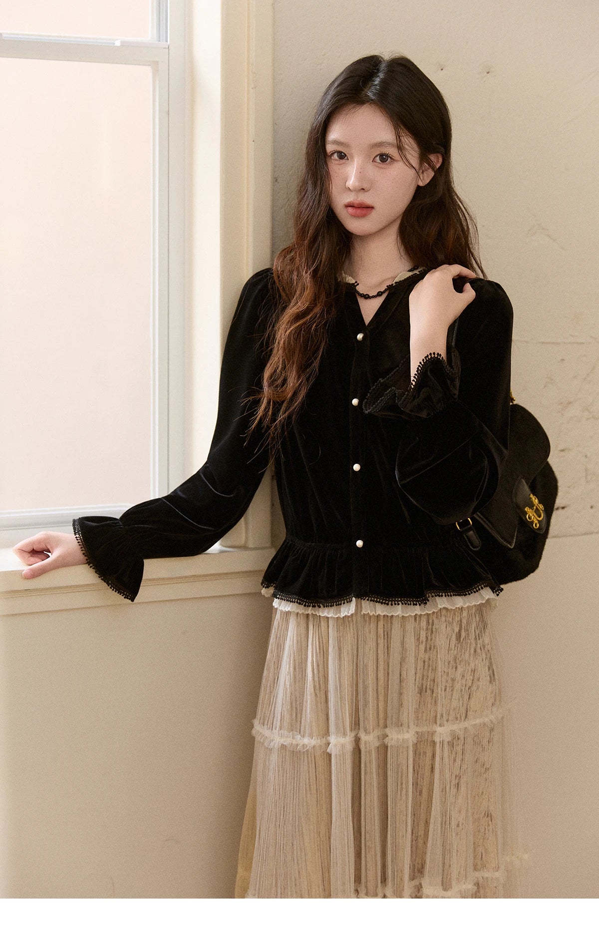 MISHOW Women's Black Velvet Shirts 2025 Winter Retro Splicing Lace Tops Ruffle Hem Pearl Button Puff Sleeve Shirt MXE94X2516