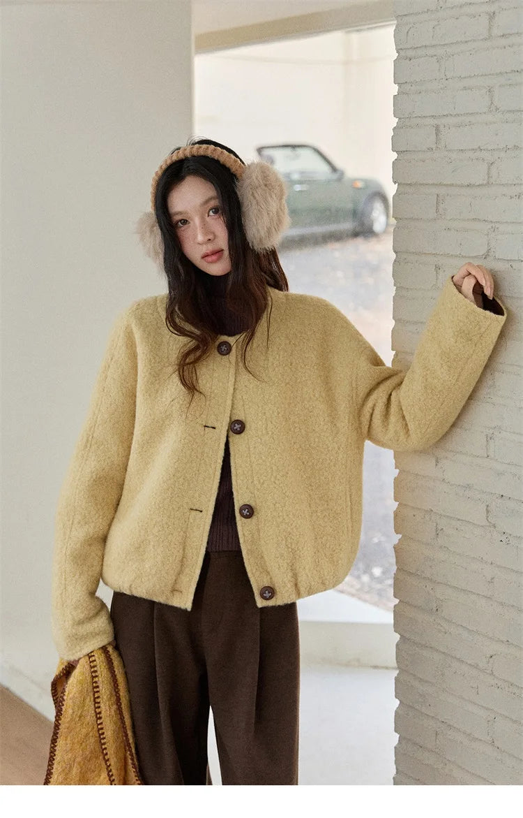 MISHOW Women's Brown Jacket 2025 Winter Retro Warm Round Neck Wool Quilted Coat Commute Short Loose Thick Coat Woman MXE87W0935