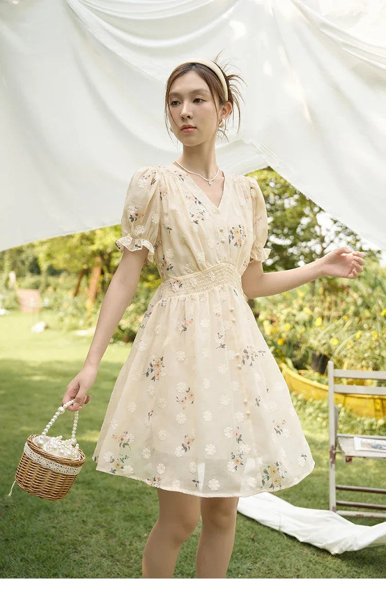 MISHOW Women's Chiffon Dress 2025 Summer French Elegant Floral Embroidered A-LINE V-Neck Sweet Knee-Length Dresses MXC38L1424