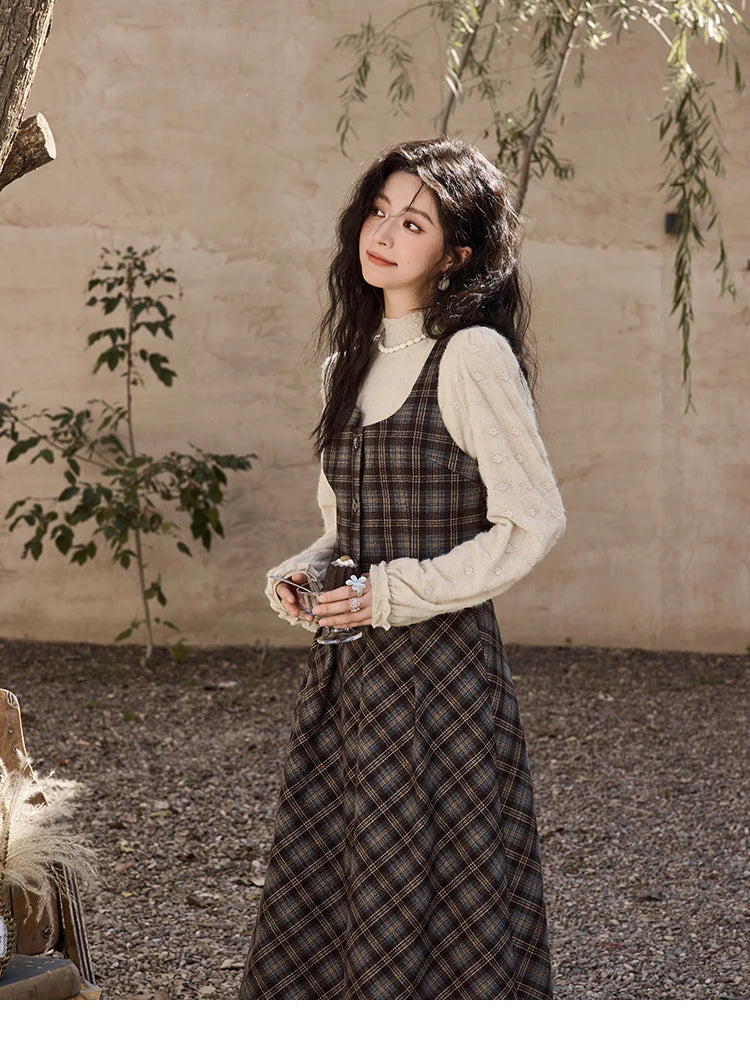 MISHOW Blue Plaid Vest Retro Skirt Separately Women 2024 Winter Retro Plaid Irregular Square Collar Top Midi Skirt MXD44W0454