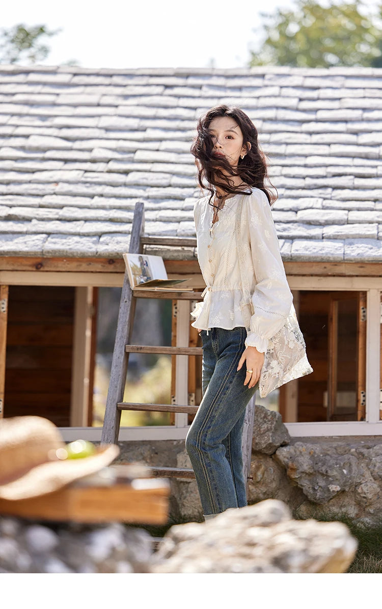 MISHOW Embroidered Blouse Women 2025 Spring New French Elegant Apricot Lace Premium Drawstring Design V Neck Tops MXE11X1708