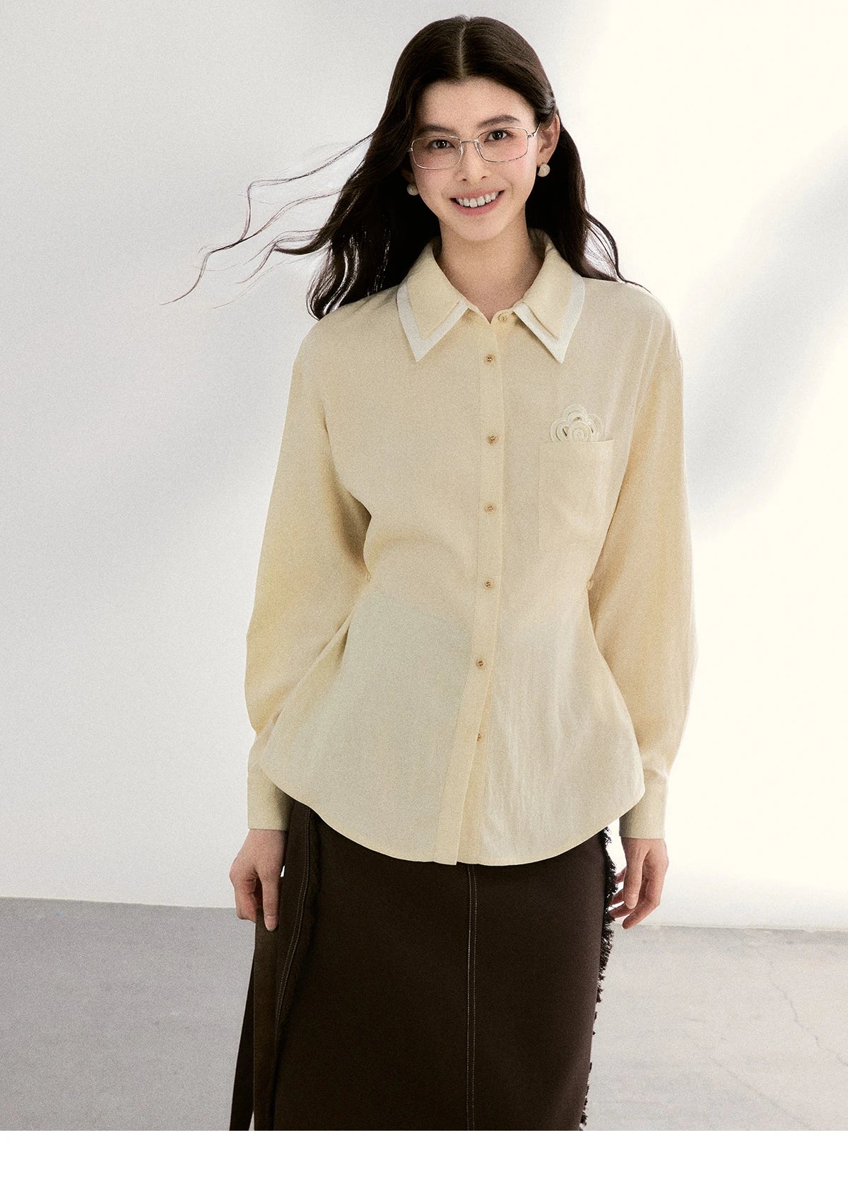 MISHOW Women's Contrast Trim Lapel Collar Shirts 2026 Spring Floral Embroidery Pocket Decor Button Waist Casual Shirt MXF13C2440