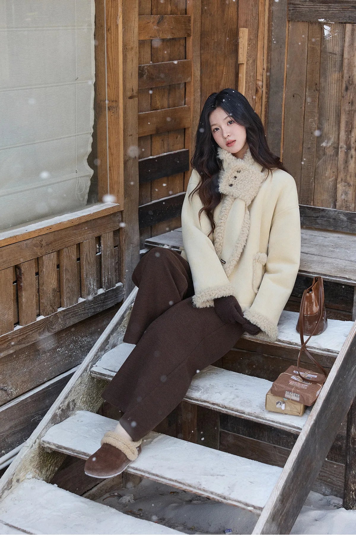 MISHOW Women's Cream Yellow Faux Suede Coat 2025 Winter Included Scarf Thickened Coats Soft Fleece Lined Outerwear MXE91W1019