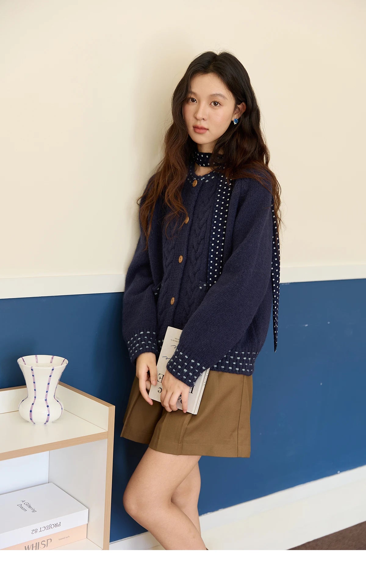 MISHOW Women's Cardigan 2025 Autumn Winter Yellow Cable Knit Cardigan Hand-Drawstring Design Commuter Short Jacket MXE47Z2566