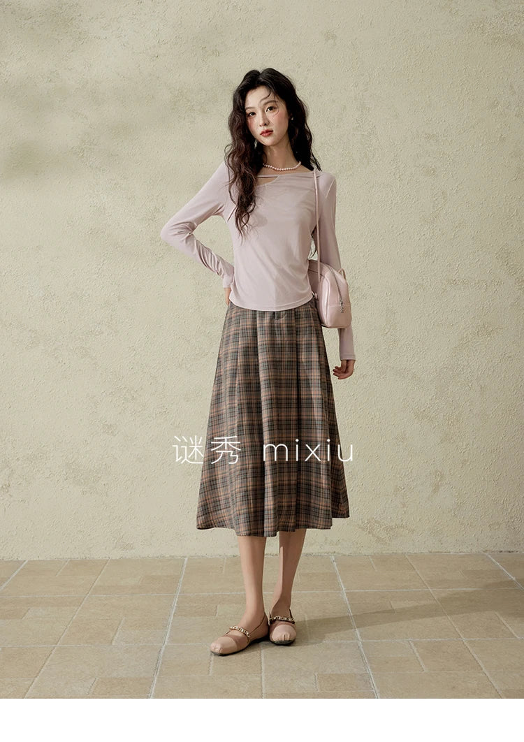 MISHOW Women's Knitted Long Sleeved T-shirt 2025 Spring Outfit Irregular Hollow Neck Tees Slim Solid Color Casual Top MXE13Z1116