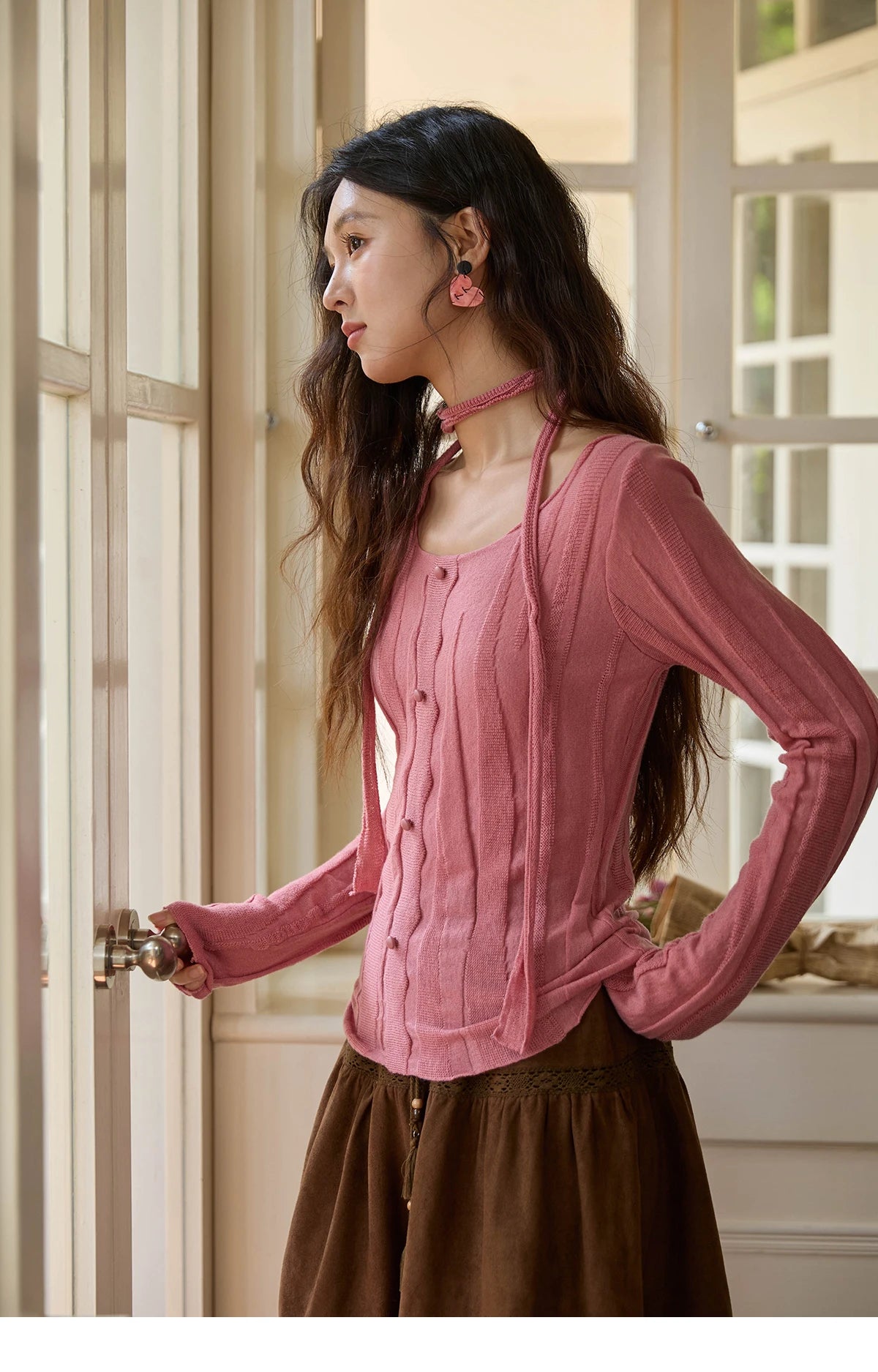 MISHOW Women's Wool Blend Knitted Top 2025 Autumn French Slim Scoop Neck with Draped Tie Soft Solid Pullover Top MXE42Z1322