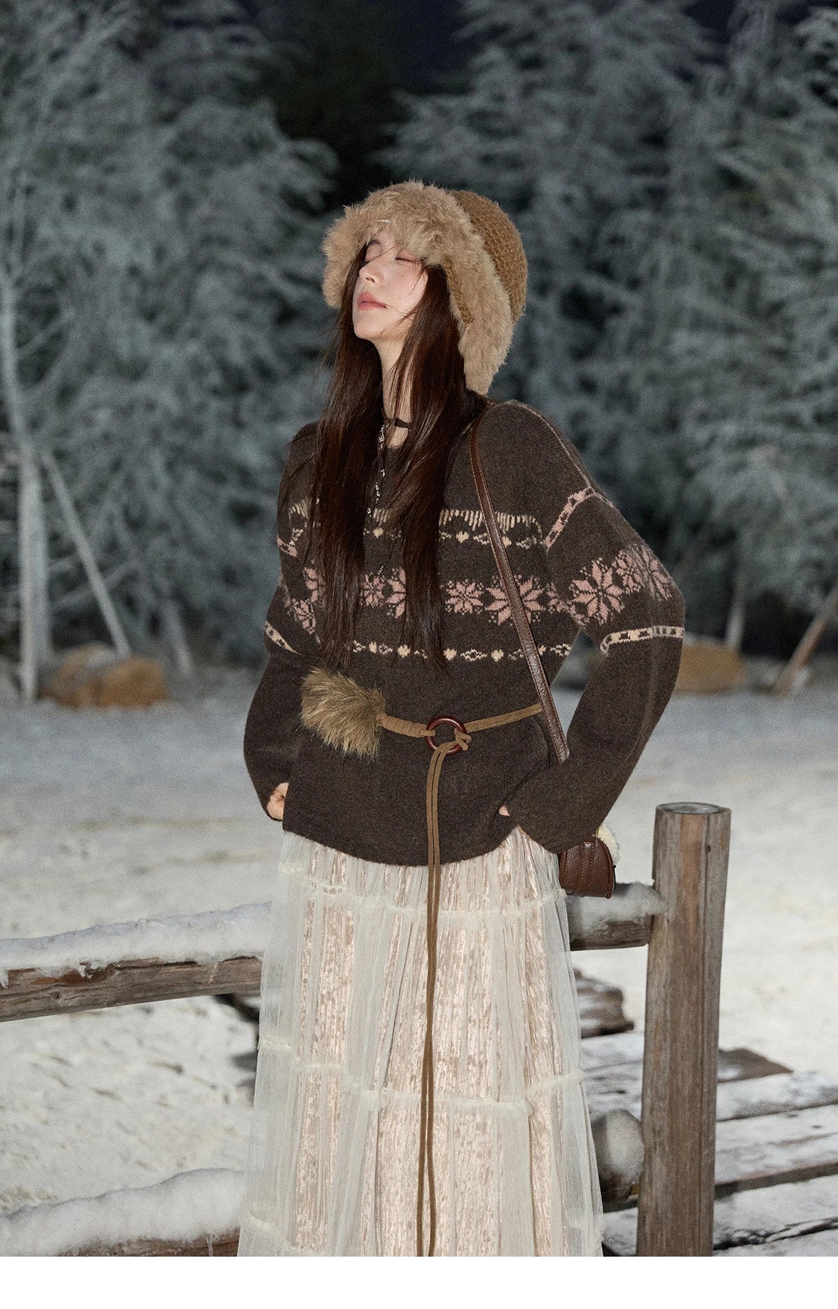 MISHOW Women's Pullovers 2025 Winter Retro Brown Loose Crew Neck Snowflake Jacquard Sweaters Commute Warm Knit Top MXE86Z2655