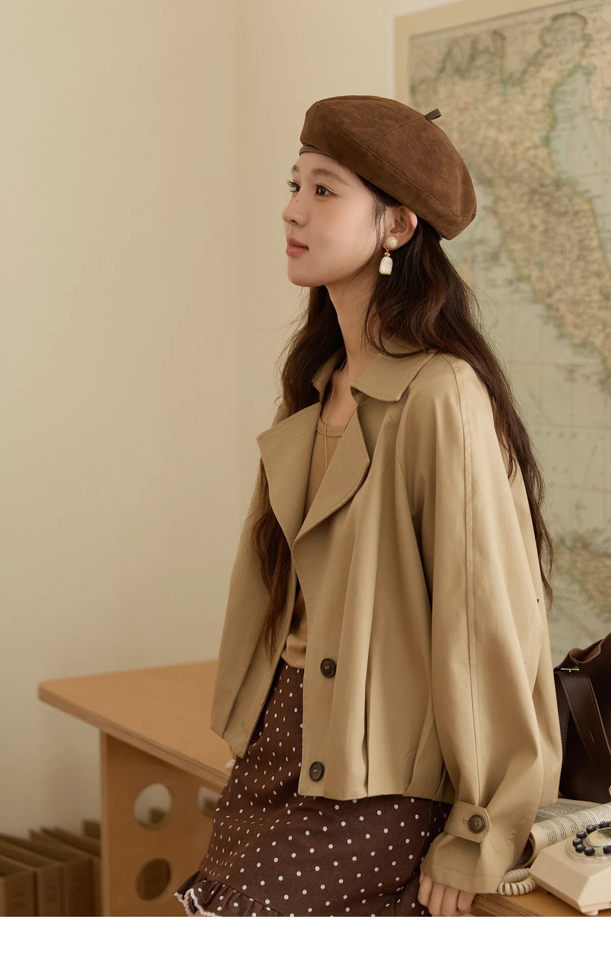 MISHOW Cotton Trench for Women 2025 Autumn Khaki Handmade Pleated Short Jacket Lapel Two Buttons Trench Office Lady MXE43W0804