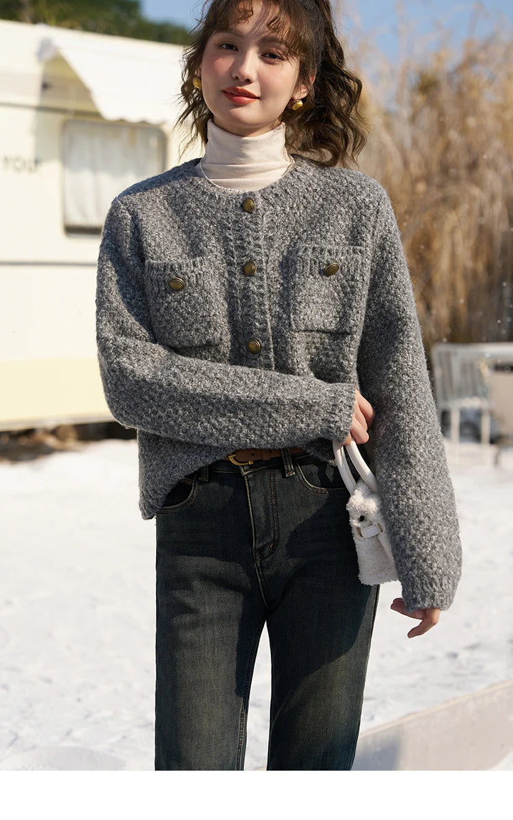 MISHOW Mock Neck Bottoming Shirt Long Sleeve Inner Tops for Women 2023 Autumn Winter New Fashion Warm Slim T-shirt MXC58Z0290