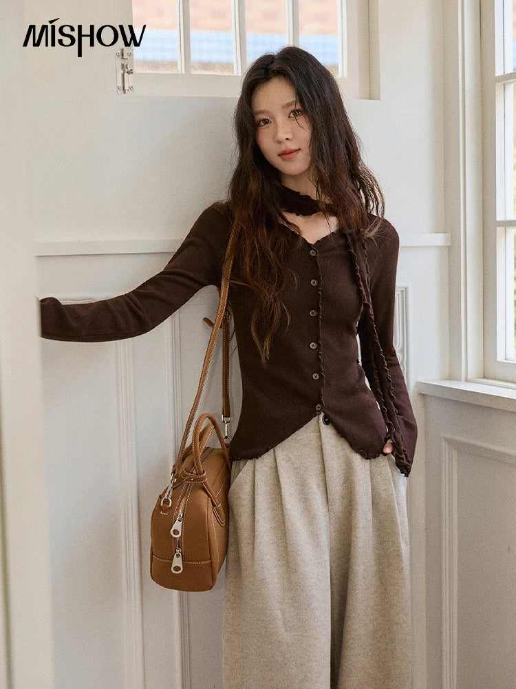 MISHOW New Ruffled Edge Knitted Pullovers for Woman 2025 Retro Slim V-neck Ribbon Knit Top Cmfortable Winter Clothes MXE86Z2728