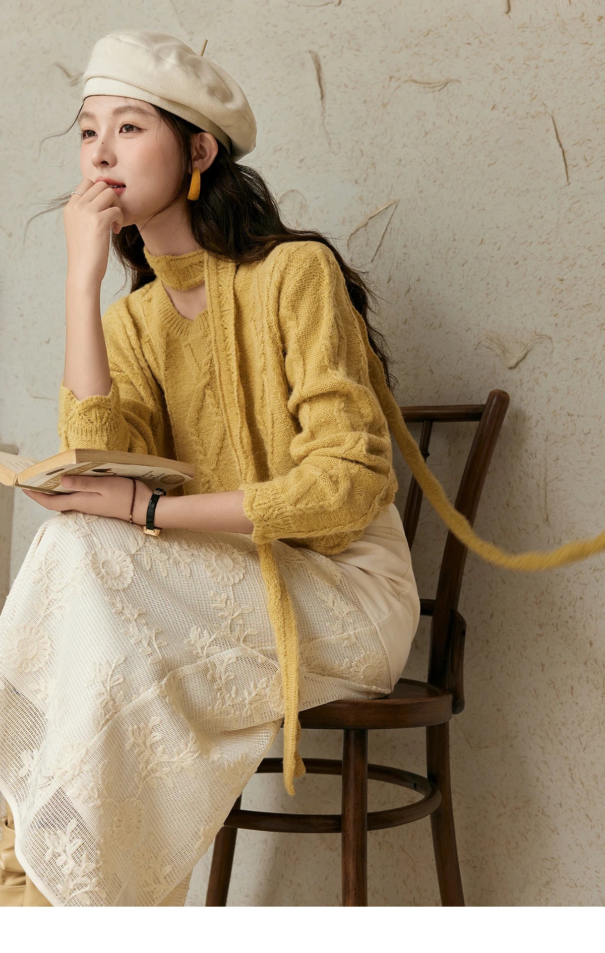 MISHOW Romantic Lace Wave Lace O-neck Knitted Sweater 2024 French Short Top Solid Hollow Elegant Sweater with Belt MPD42Z0736