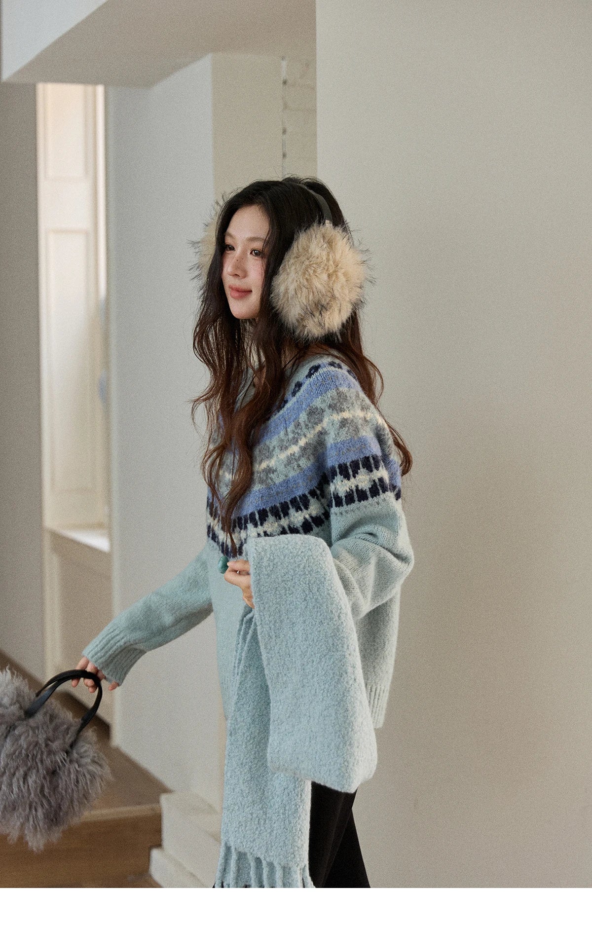 MISHOW Women's Blue Fair Isle Sweater 2025 Winter Geometric Jacquard Loose Retro Wool Blend Knit Pullovers Sweaters MXE87Z2767