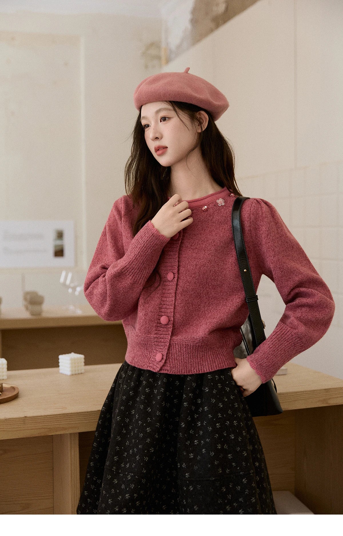 MISHOW Rose Red Sequin Beaded Floral Cardigan 2025 Winter Slight Puff Sleeve O-Neck Sweater Thick Warm Short Knitwear MXE93Z2808