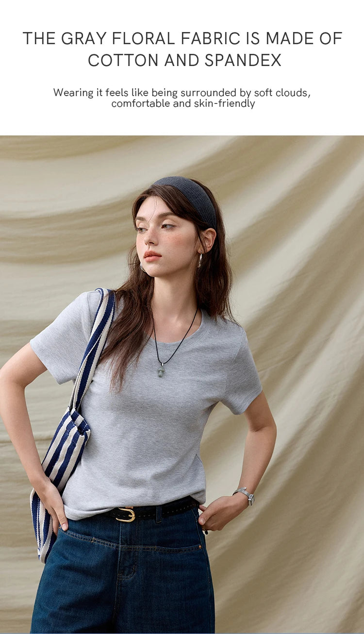 MISHOW Casual Summer T-shirts Women Short Sleeve Round Neck Solid Straight Shoulder Shirt Female Fashion Slimming New MXE31T0532