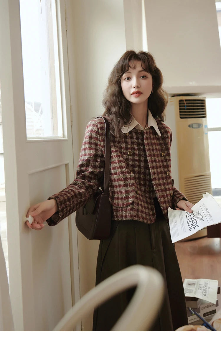 MISHOW Women's Vintage Plaid Coat 2024 Autumn French Single Breasted Crew Neck Crop Woolen Tops Office Lady Outerwear MXC48W0175