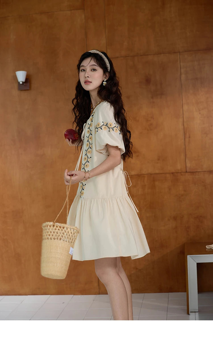 MISHOW Women's Ethnic Dress 2024 Summer Korean Sunflower Embroidery Puff Sleeve Dress V Neck Lace-up Doll Dresses MXD30L1959