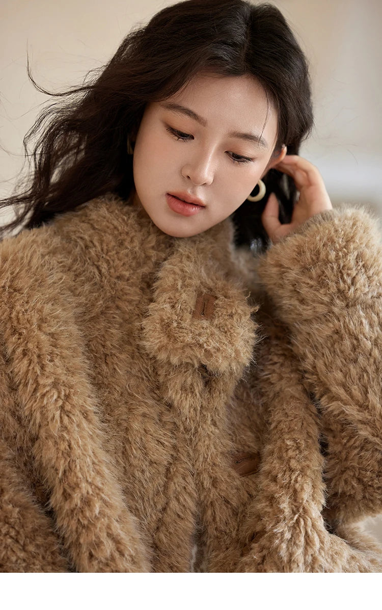 MISHOW American Vintage Faux Fur Jacket Women 2024 Winter Warm Thickened Turn Down Collar Fur One Reversible Jacket MXD55W0648