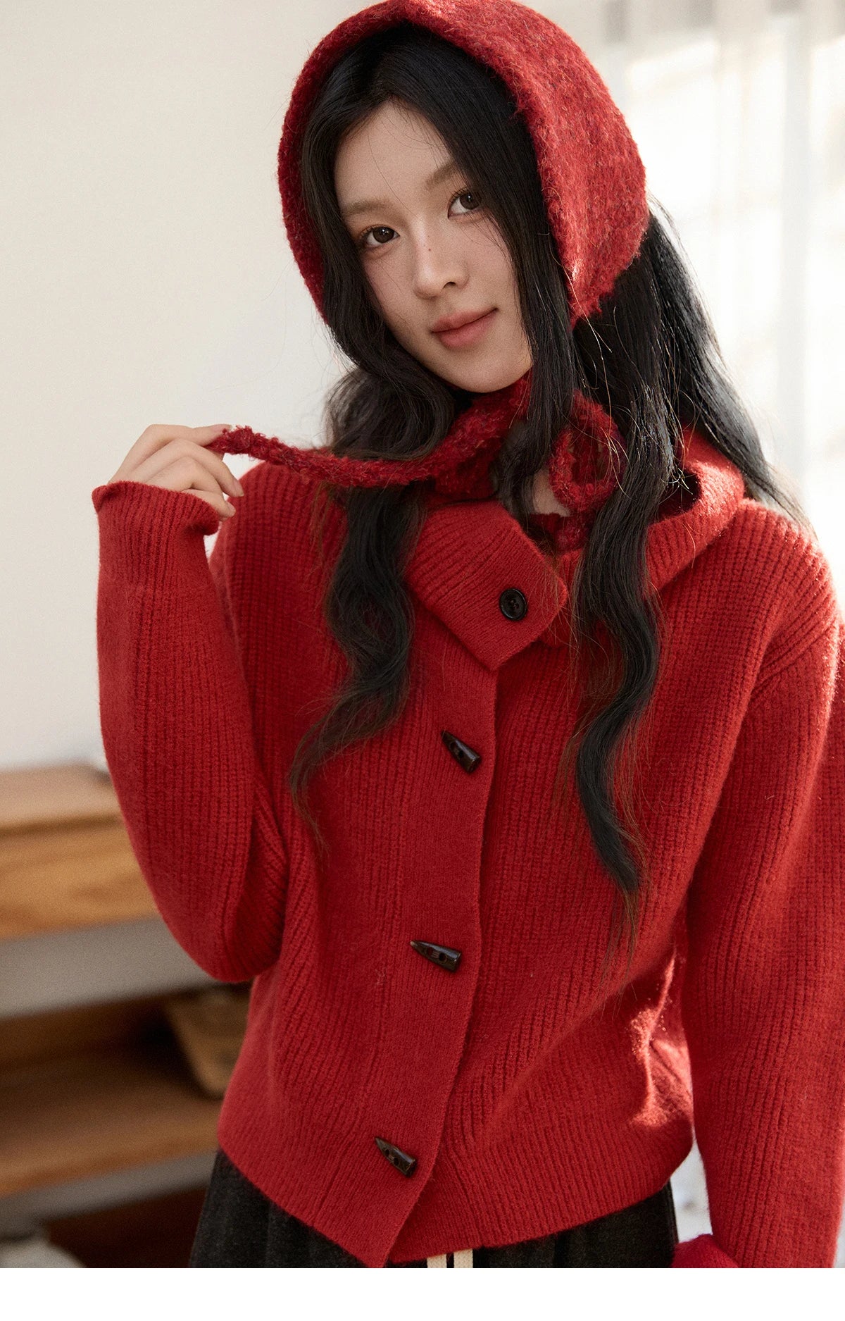 MISHOW Women's Retro Red Bull Horn Button Sweater 2025 Winter Arctic Velvet Warm Knitted Sweater Excluding Headscarf MXE90Z2819