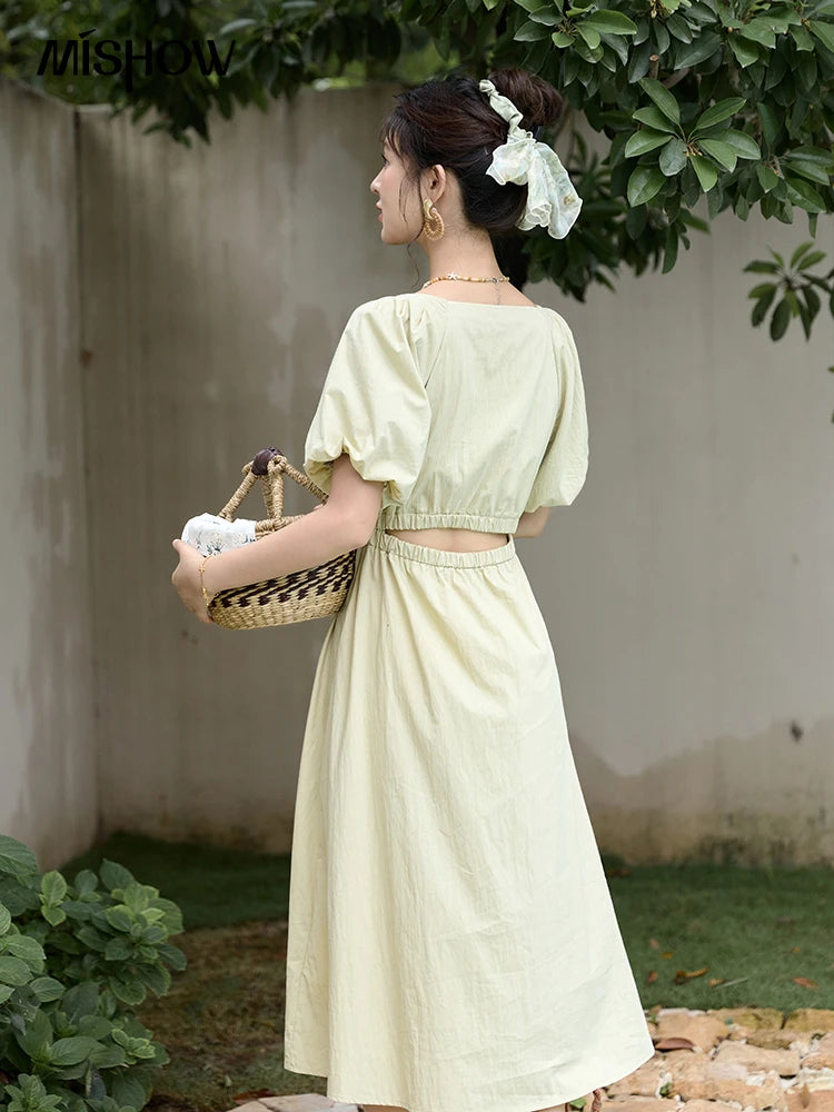 MISHOW French V-neck Bubble Sleeve Dress for Women Summer 2025 Elegant Waist Dress Back Green Waist Exposed Dresses MXD22L1825