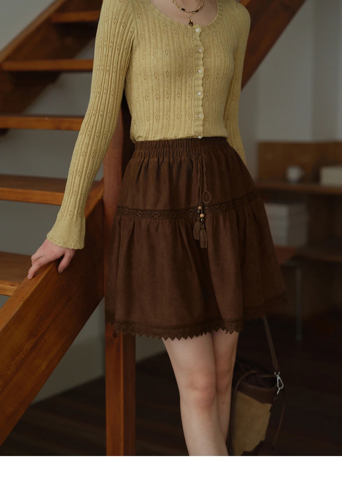 MISHOW Pit Stripe Thin Knitted Sweater for Women Autumn 2025 French Retro Round Neck Cardigan Temperament Casual Top MXE42Z1374