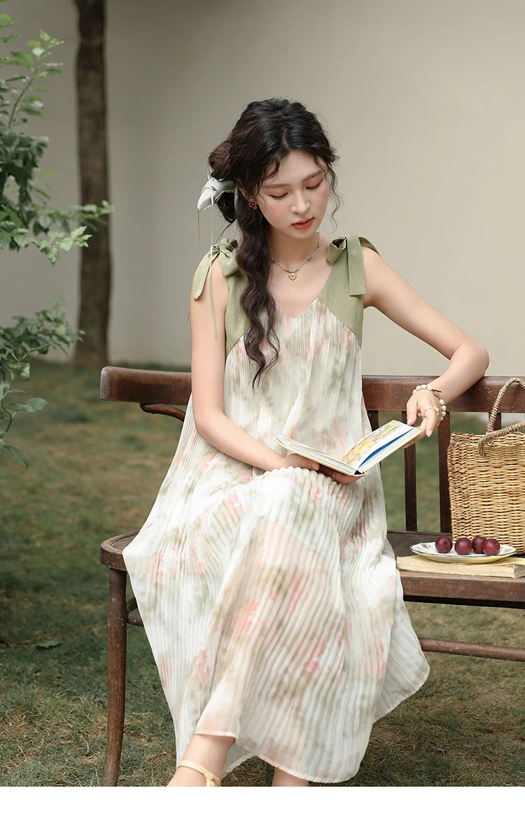 MISHOW French Lazy Suspender Floral Chiffon Dress 2024 Summer Fairy Seaside Vacation Dress V Neck A-LINE Dresses MXD28L1862