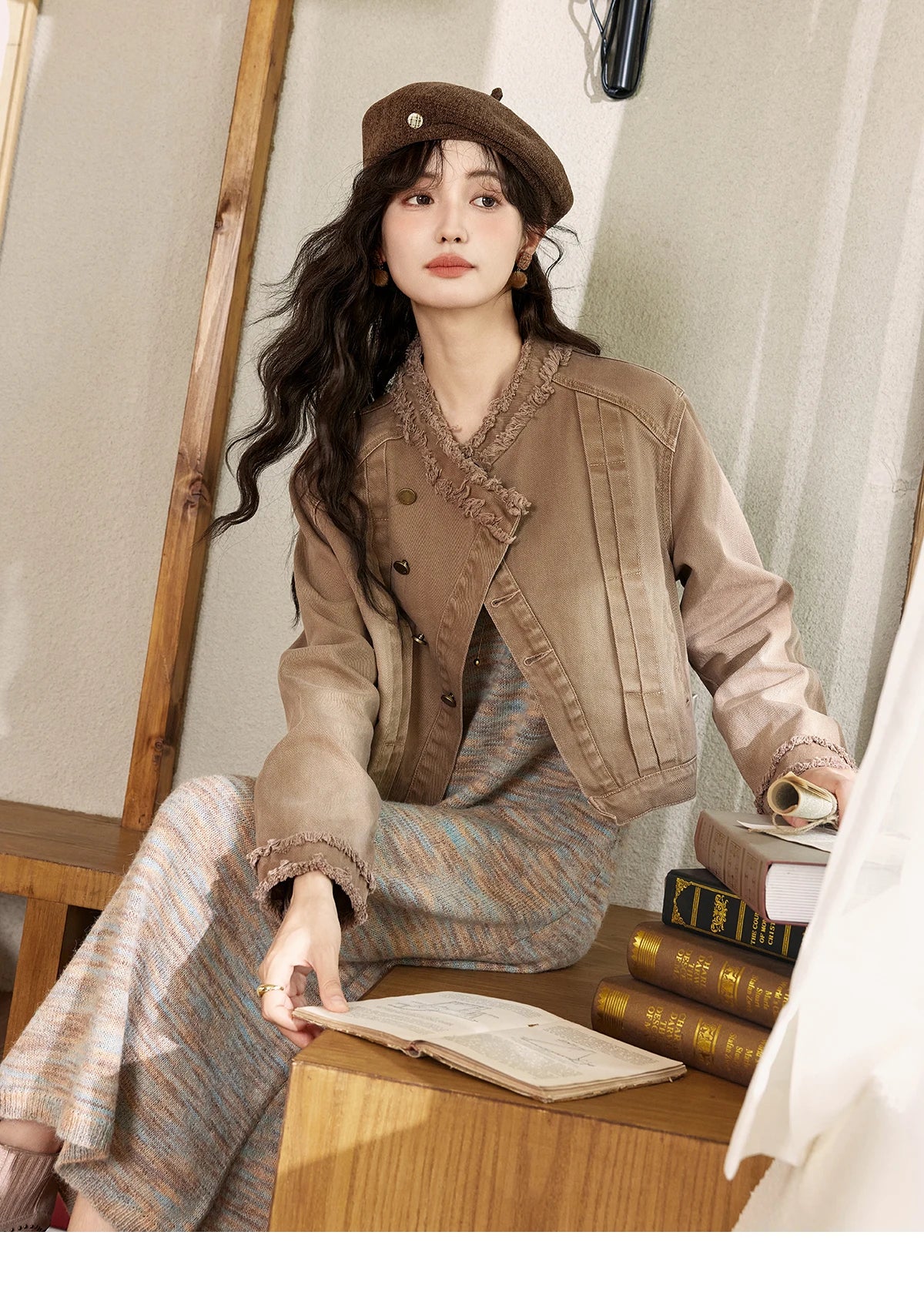 MISHOW Women's French Retro Denim Jacket 2024 Autumn Short 100Cotton Streetwear Top Wide-waisted Single Breasted Coat MXD43W0391