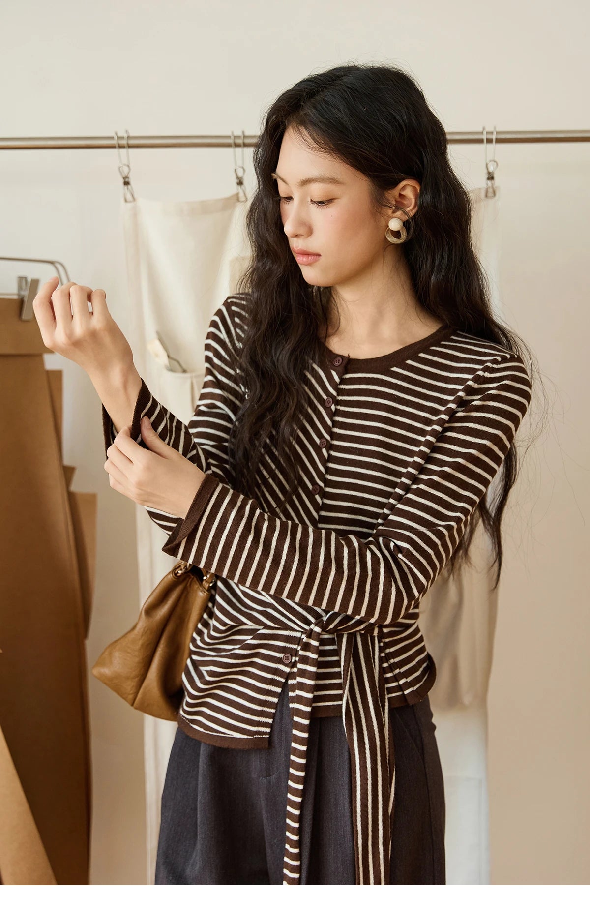 MISHOW Women's Coffee Striped Knitted Top 2025 Autumn Retro Commute Long Sleeves Loose Cardigan Sweater Women Clothes MXE46Z2537