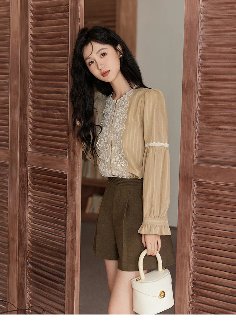 MISHOW Vintage Mesh Embroidery Blouse Women Lace Striped Lace Collar Long Sleeve Top French Lantern Sleeve Outwear MXD47X1664