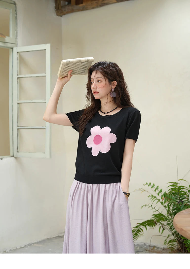 MISHOW Contrast Color Flower Knitted T-shirts for women 2025 Summer New Round Neck Top Women's Clothing Commute Tee MXE39Z1311