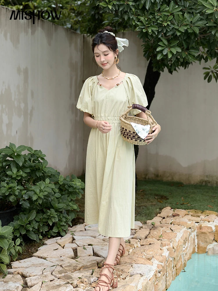 MISHOW French V-neck Bubble Sleeve Dress for Women Summer 2025 Elegant Waist Dress Back Green Waist Exposed Dresses MXD22L1825