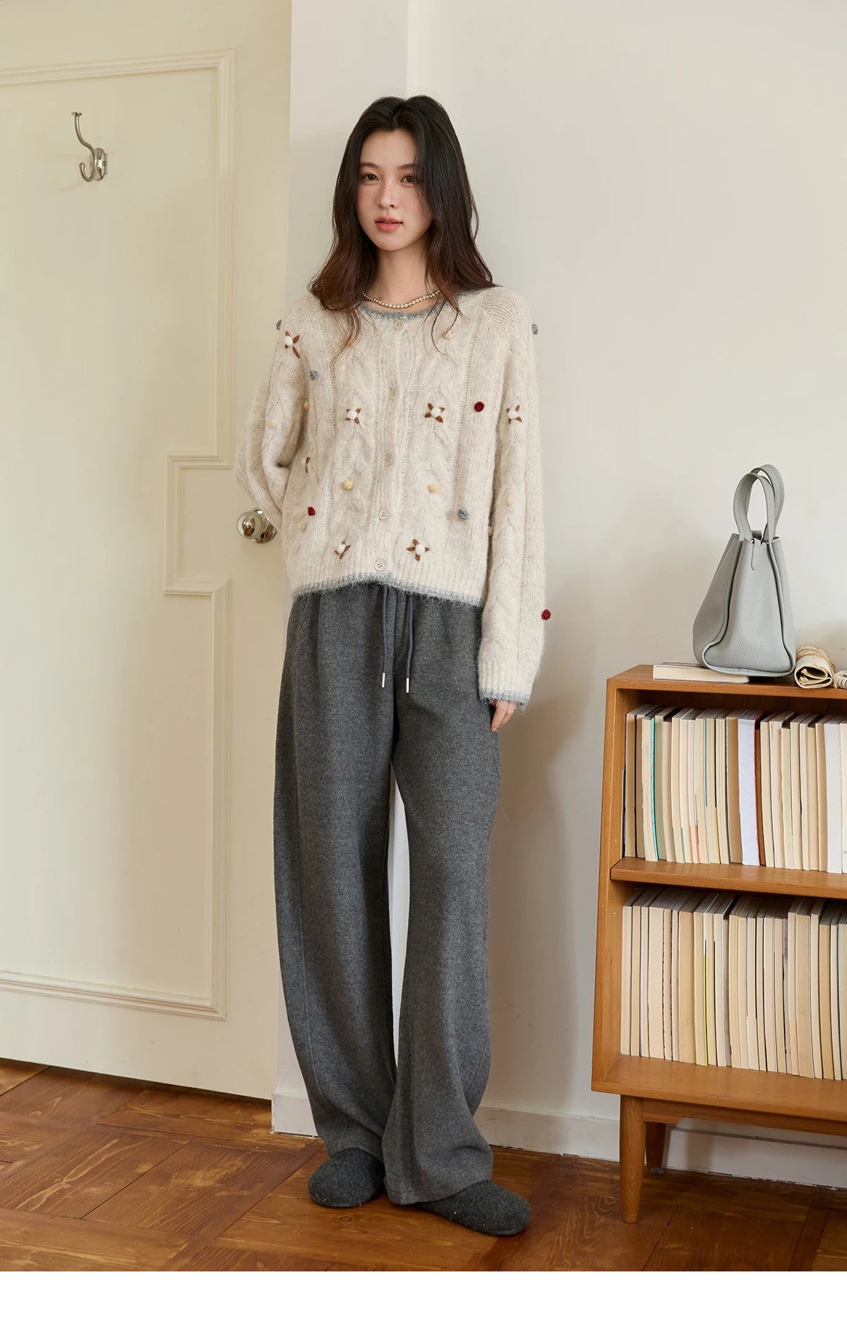 MISHOW Hand-crocheted Knitted Cardigan for Women 2025 Autumn Luxury Long Sleeves Wool Blended Loose Casual Tops MXE48Z2575