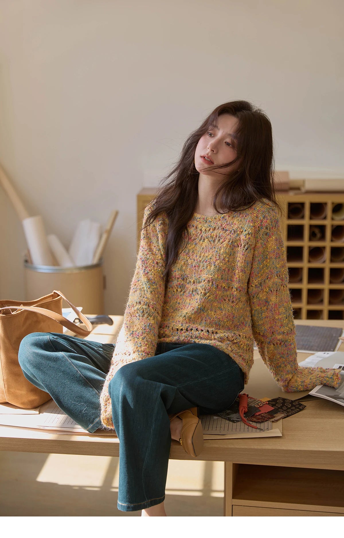 MISHOW Women's Retro Chic Knitted Top 2025 Autumn French Color Polka Dot Knitted Round Neck Curved Hem Thin Sweaters MXE43Z1343