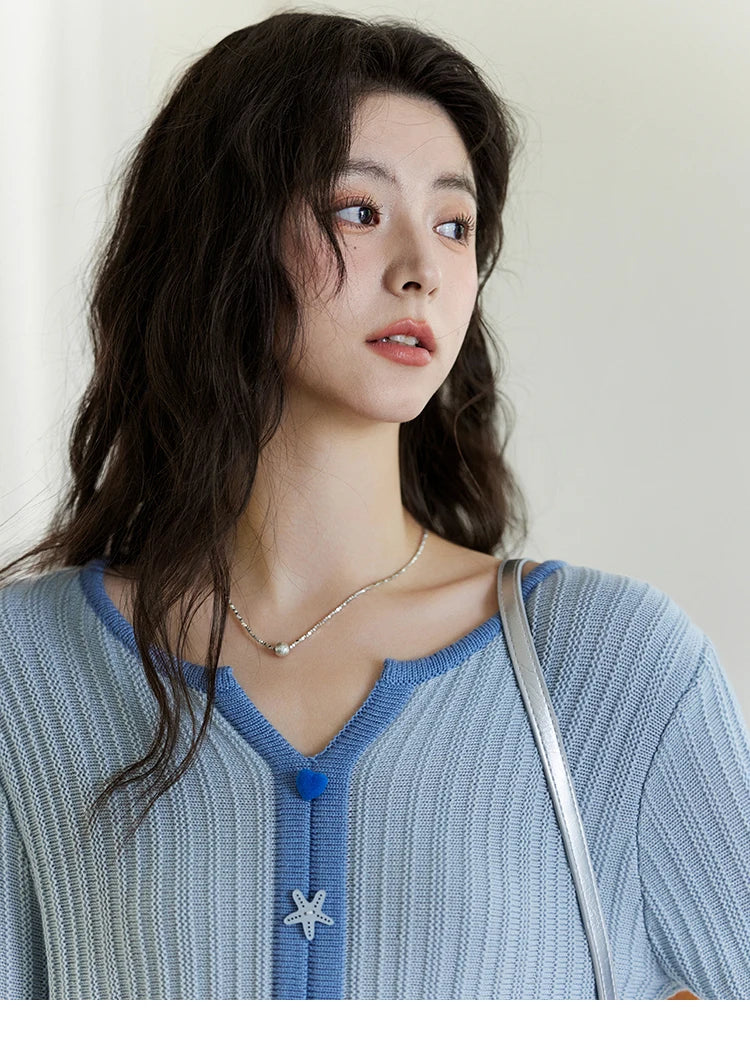 MISHOW Wool Blend Blue Contrasting Knitted Top 2025 Spring Slim Fit Base Sweater Women V Neck Shell Button Sweet Tops MXE14Z1184