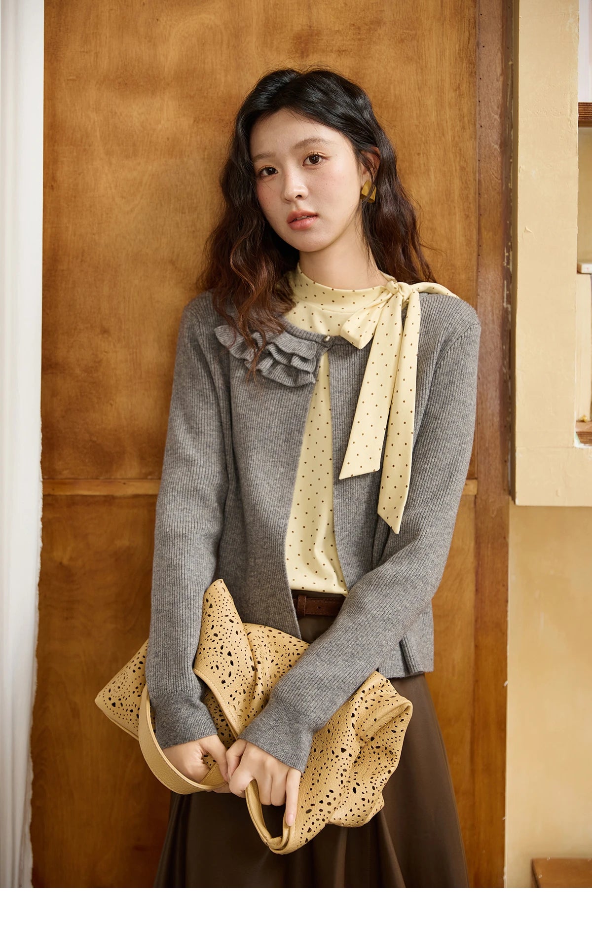 MISHOW Gray Knitted Cardigan Women 2025 Autumn Winter New Ruffled Collar Floral Yarn Striped Loose Lazy Casual Tops MXE45Z1378