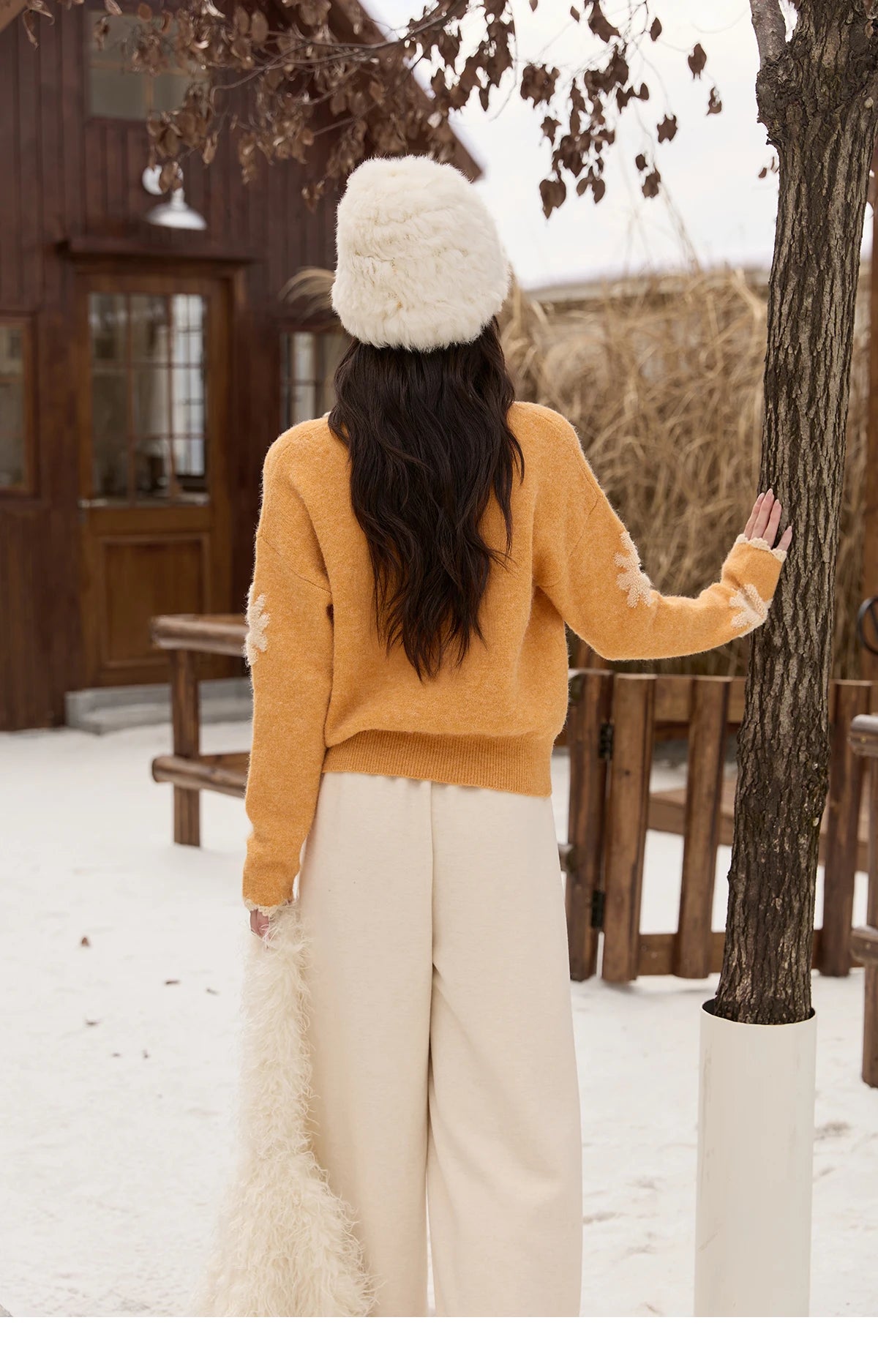 MISHOW Yellow Retro Jacquard Cardigan Women 2025 Autumn Winter Lazy Style Turn-down Collar Loose Sweater Office Lady MXE88Z2691