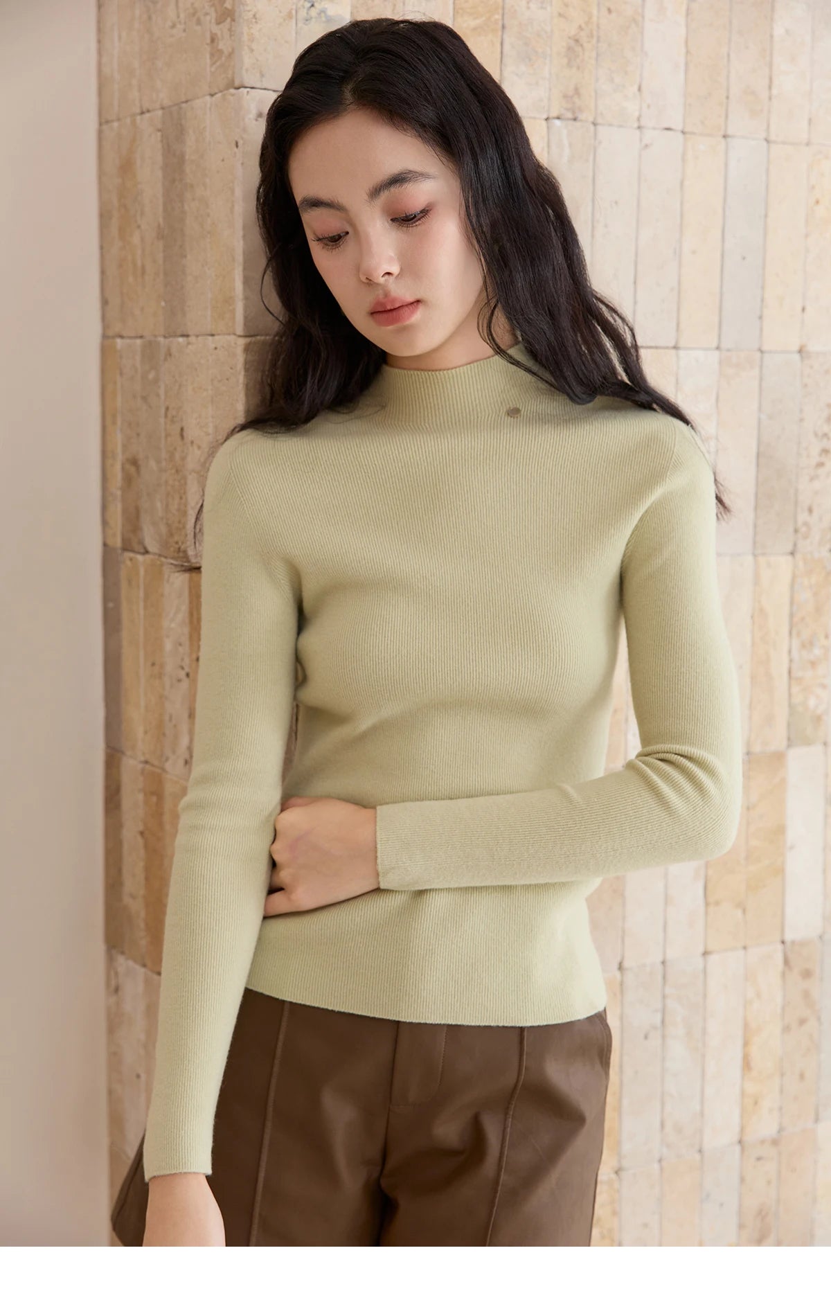 MISHOW Woman Long-sleeved Tops 2025 Autumn Winter Minimalist Mock Neck Knited Top Commute Casual Slim Pullover Woman MXE48Z2583