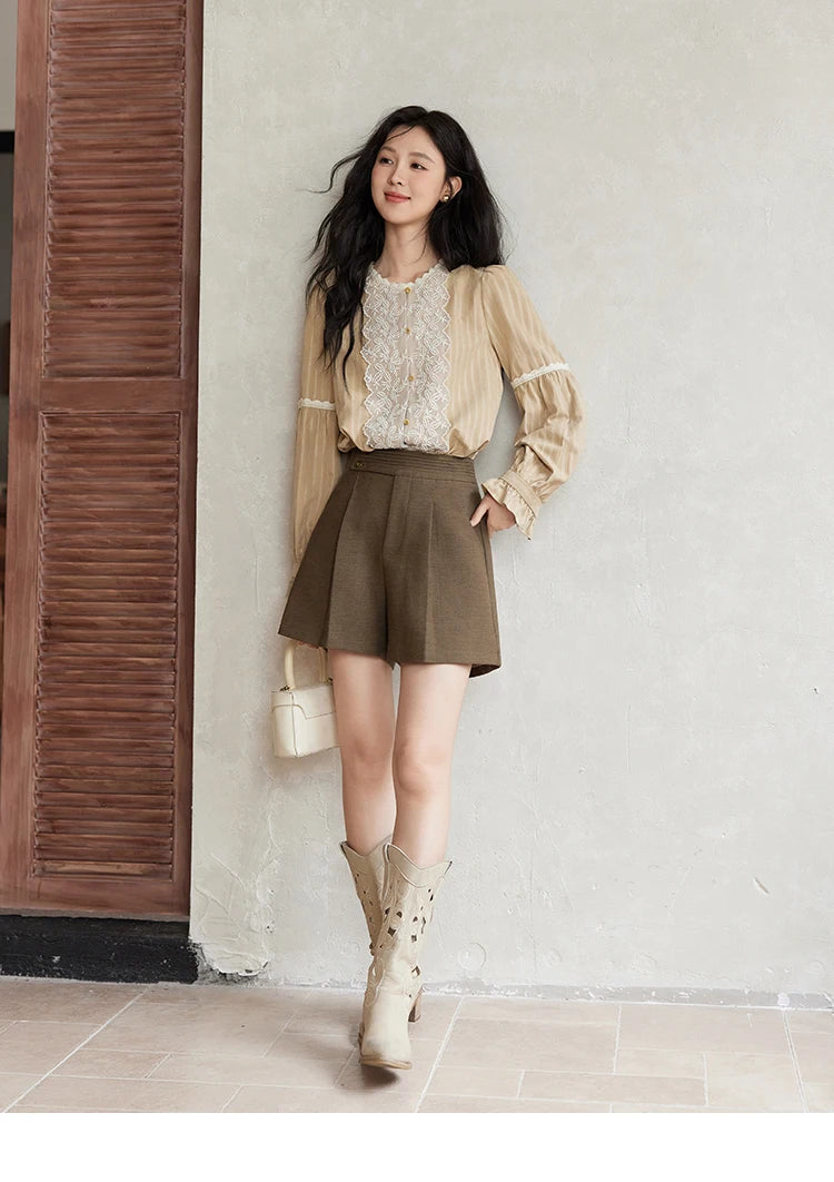 MISHOW Vintage Mesh Embroidery Blouse Women Lace Striped Lace Collar Long Sleeve Top French Lantern Sleeve Outwear MXD47X1664